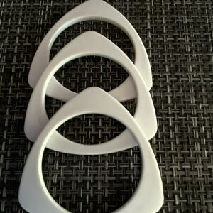 3 VINTAGE RETRO MATTE WHITE BANGLES